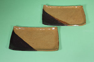 2017黄瀬戸黒釉掛け分け皿